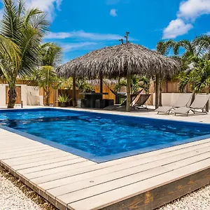 beaches-ocean-view-apartments-bonaire.comcaribbean.com/